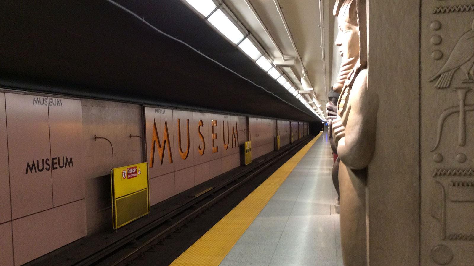 Photograph of the unique columns and pillars featured in the design of Museum Station in Toronto.