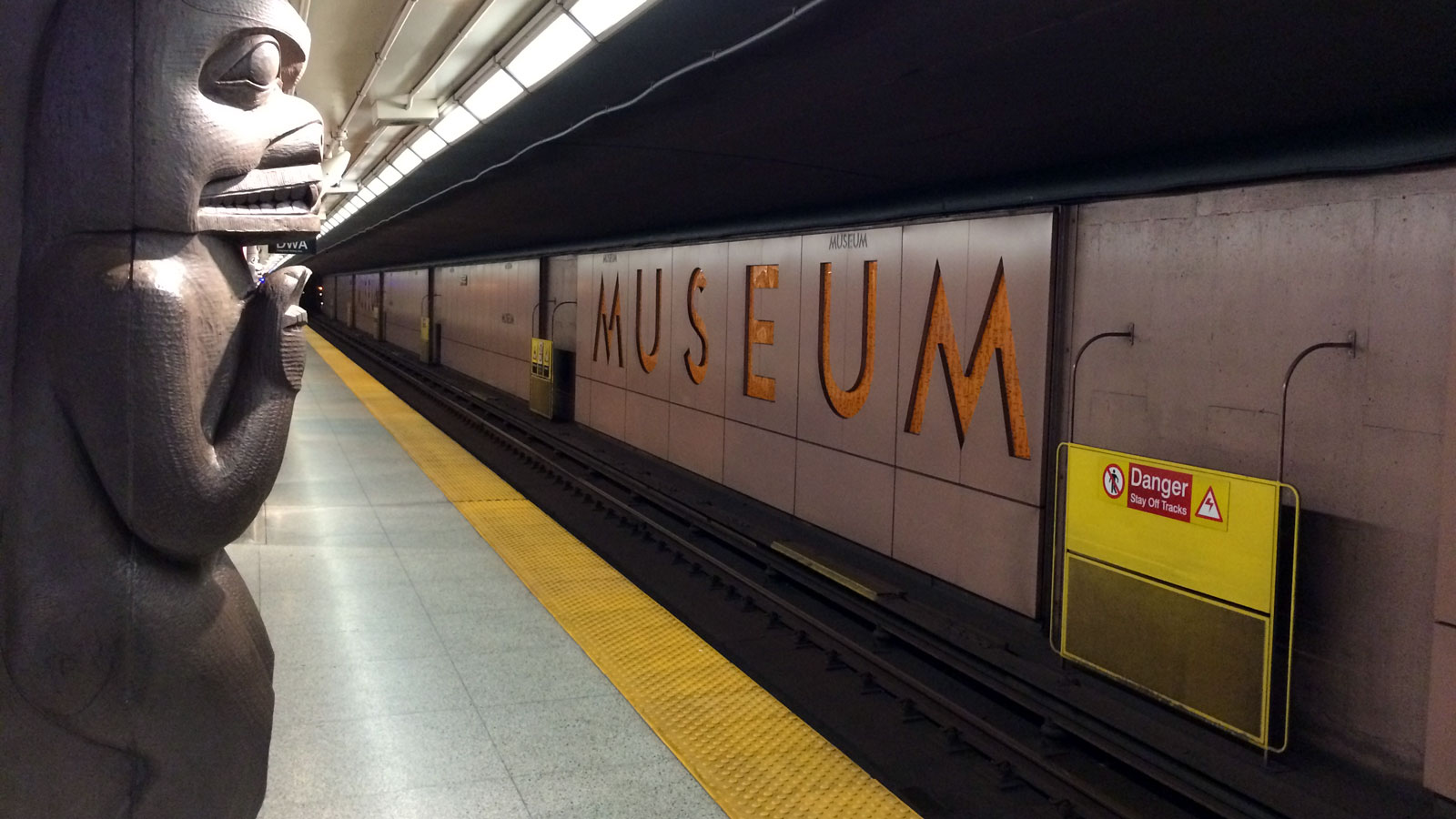 Photograph of Museum Station on the Yonge-University TTC line.
